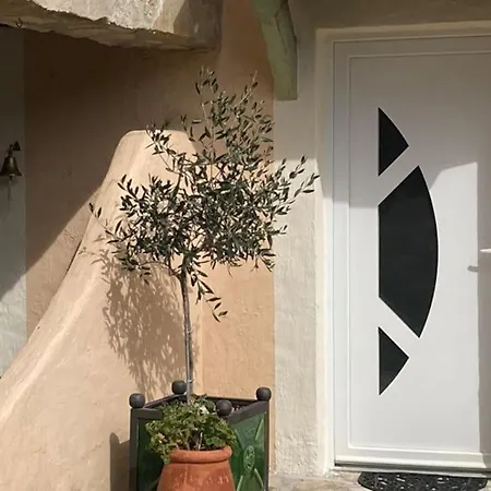 Fenetre Sur Les Cevennes 아파트 *